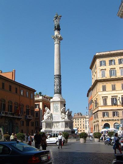 Monument to Mary.JPG